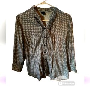 Covington Women's Black & White Button Up Quarter Sleeve Blouse with Ruffles